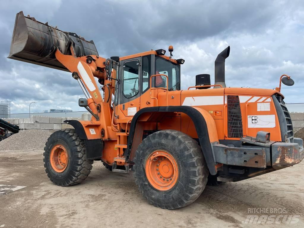 Doosan DL 350 Фронтальные погрузчики