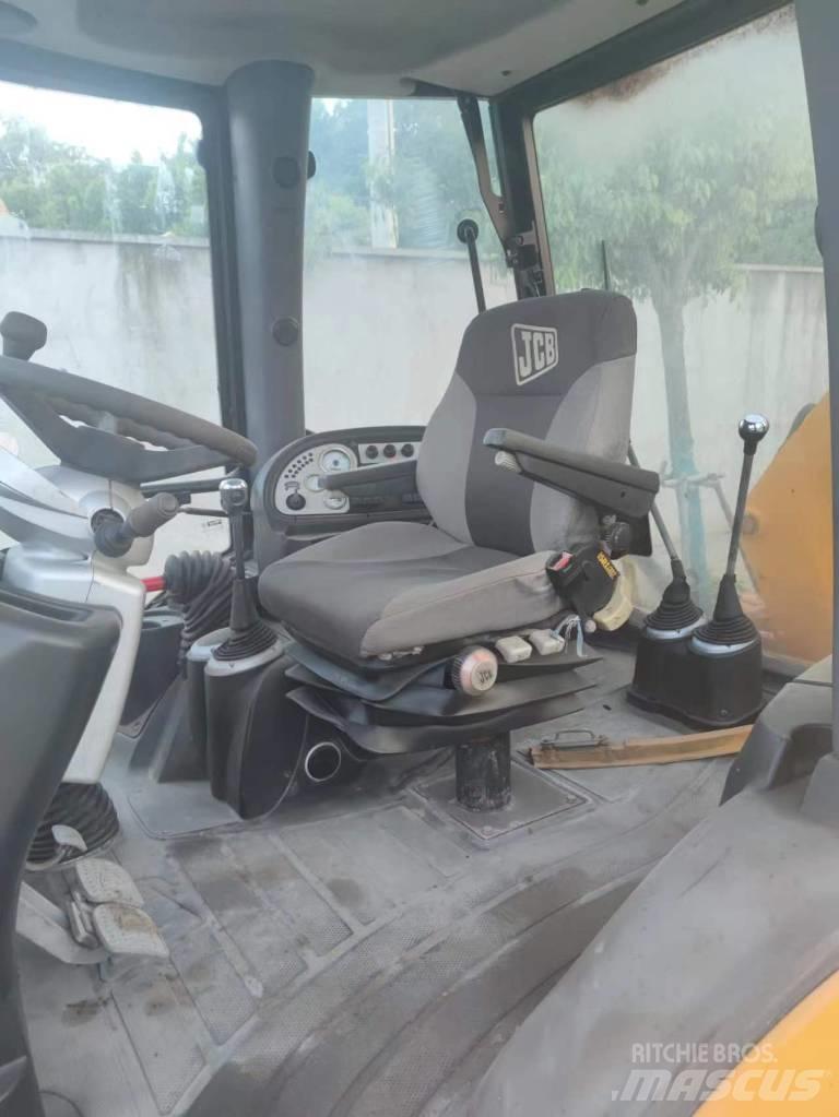 JCB 3 CX Экскаваторы-погрузчики