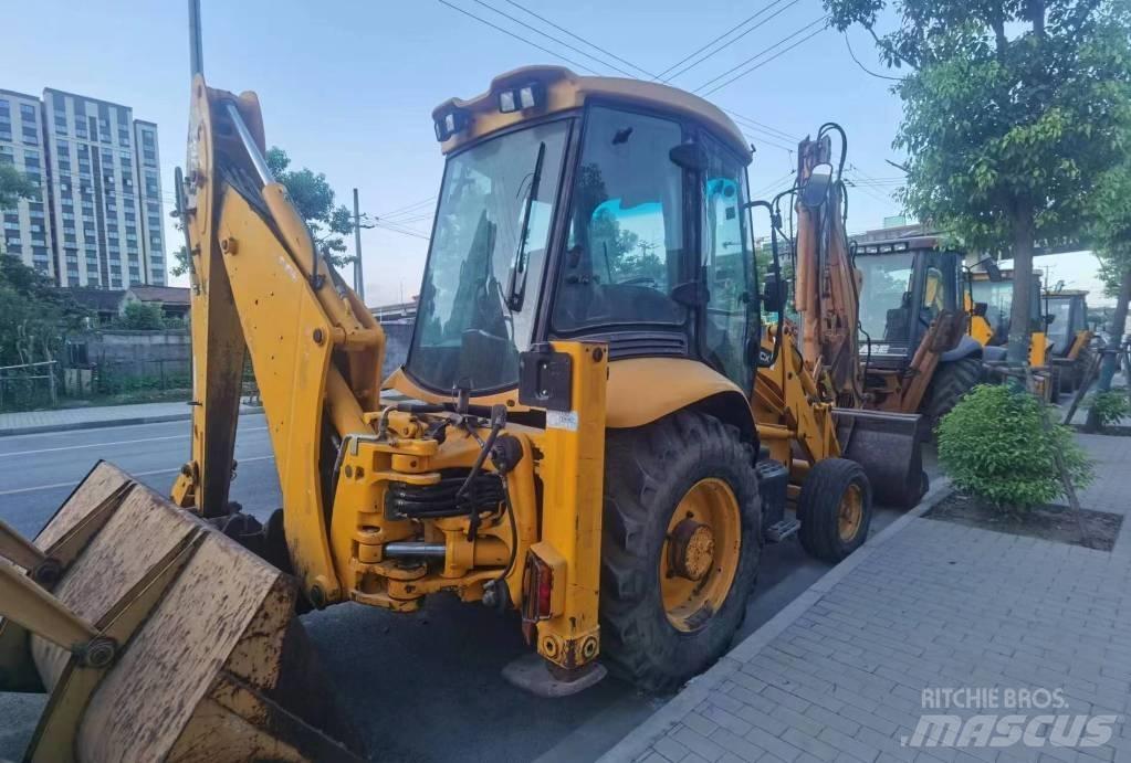 JCB 3 CX Экскаваторы-погрузчики