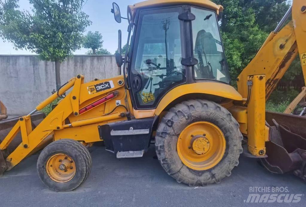 JCB 3 CX Экскаваторы-погрузчики