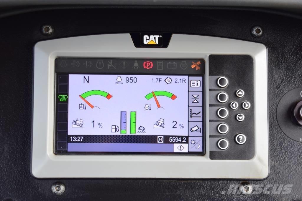CAT D 5 K 2 LGP Гусеничные бульдозеры