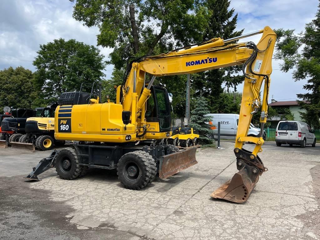 Komatsu PW 160-11 Колёсные экскаваторы