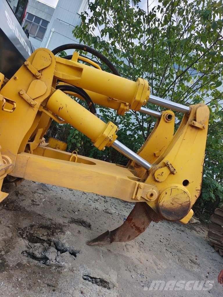 Shantui SD 32 Гусеничные бульдозеры
