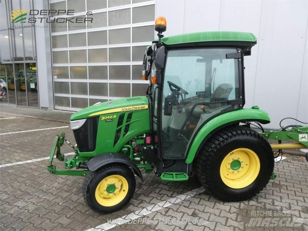 John Deere 3046R Коммунальные тракторы