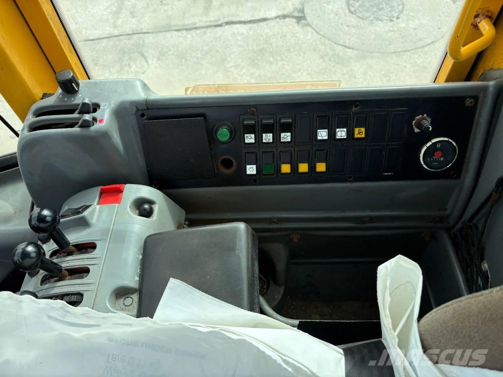 Volvo L110E Фронтальные погрузчики