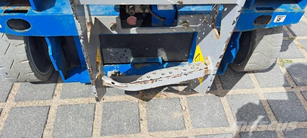 Genie GS4047 Ножничные подъемники