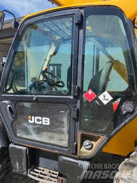 JCB 535-125 Телескопические погрузчики