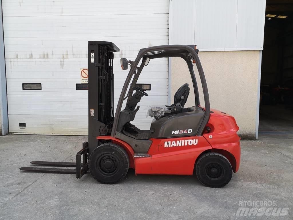 Manitou MI25D Газовые погрузчики