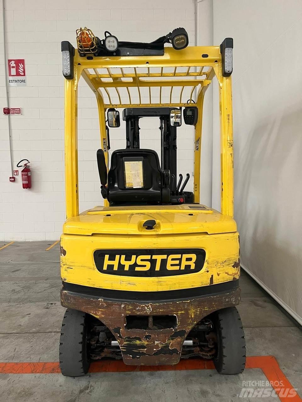 Hyster J3.0XN Электропогрузчики