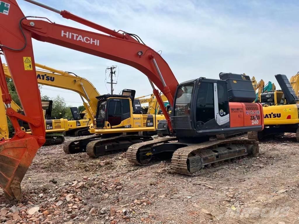 Hitachi ZX 240-3 Гусеничные экскаваторы