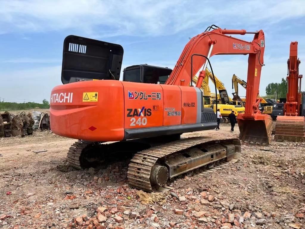 Hitachi ZX 240-3 Гусеничные экскаваторы