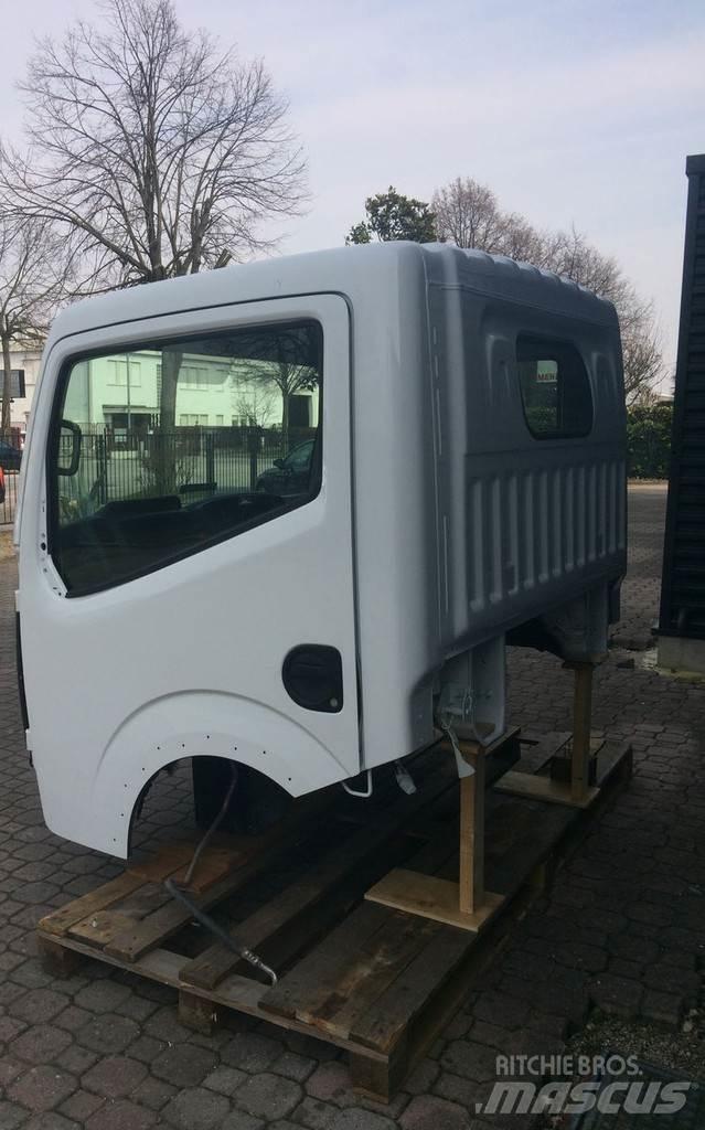 Renault Maxity Кабины