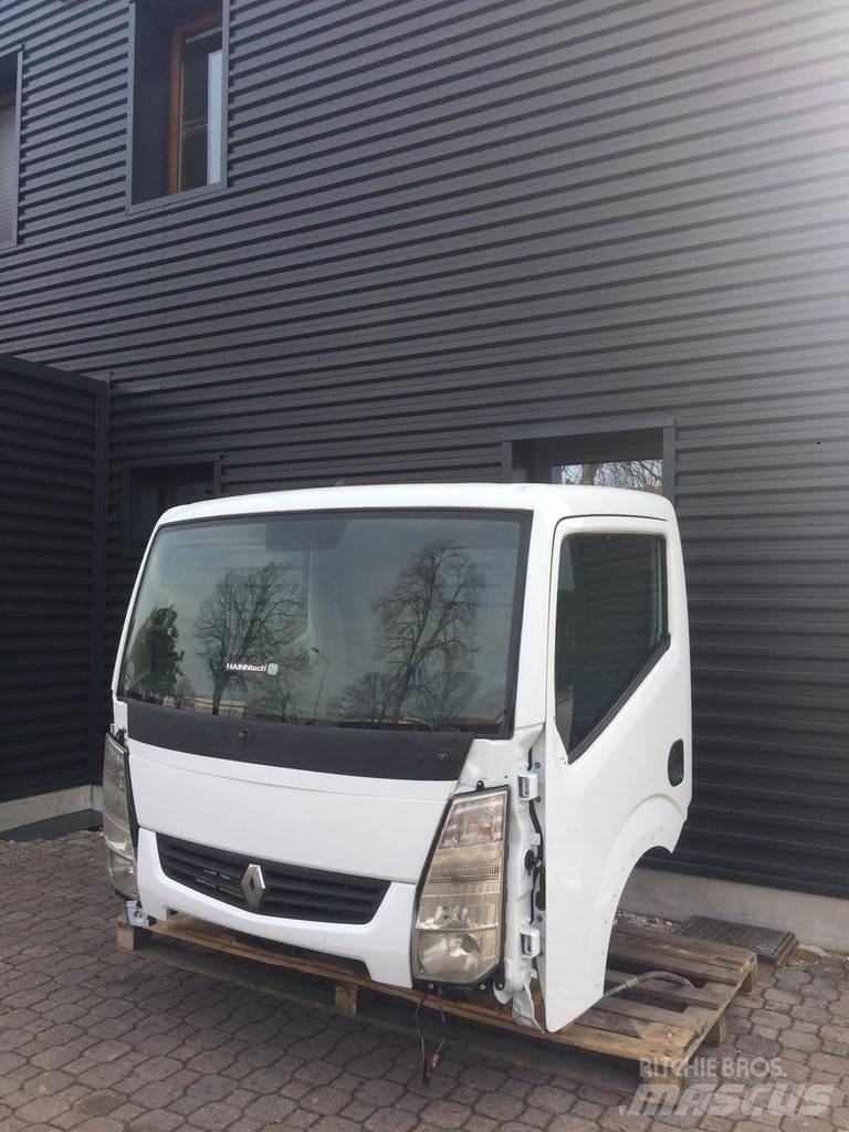 Renault Maxity Кабины
