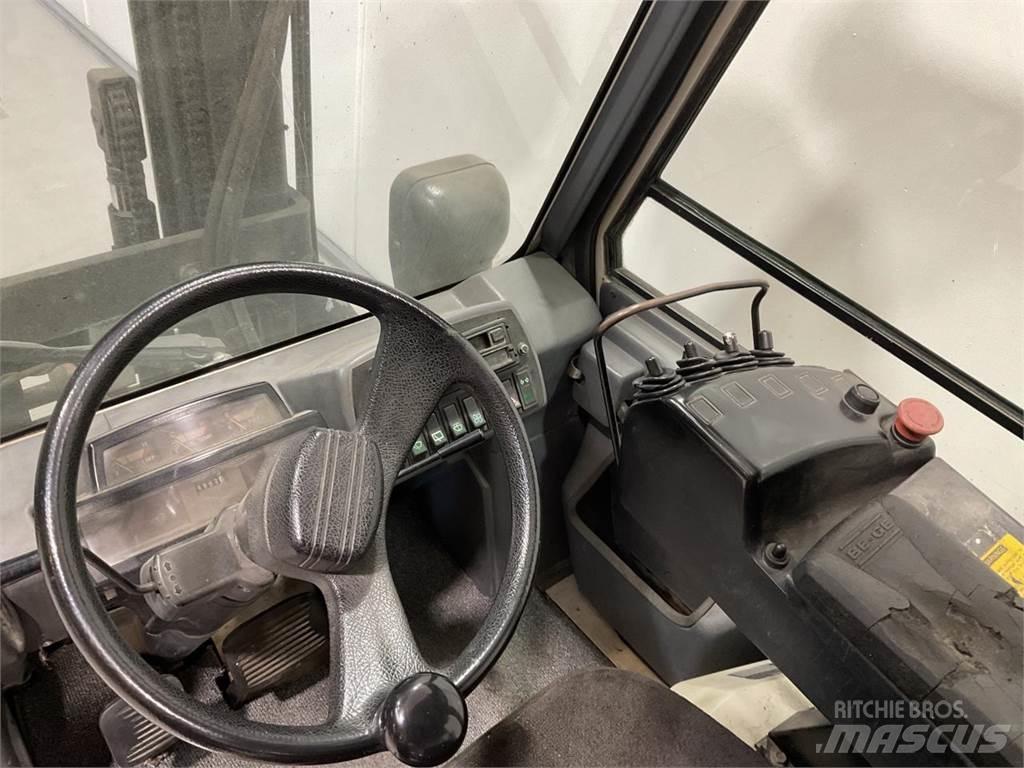 CAT DP35A Дизельные погрузчики