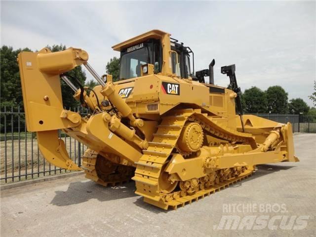 CAT D 8 R Гусеничные бульдозеры