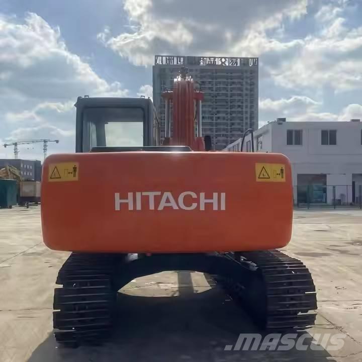 Hitachi EX120 Гусеничные экскаваторы
