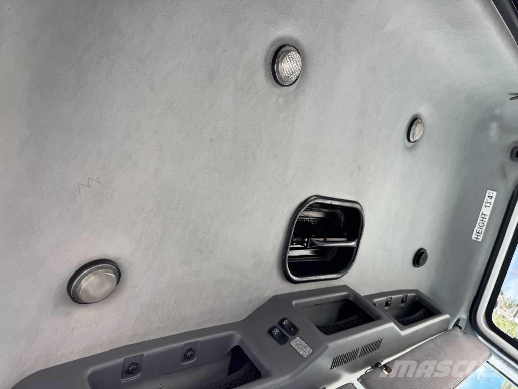 Mack Granite GU 813 Контейнеровозы