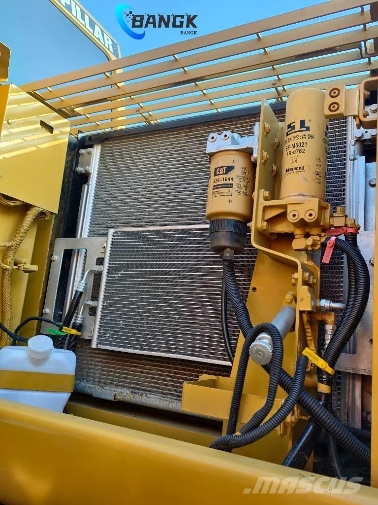 CAT 330 CL Гусеничные экскаваторы