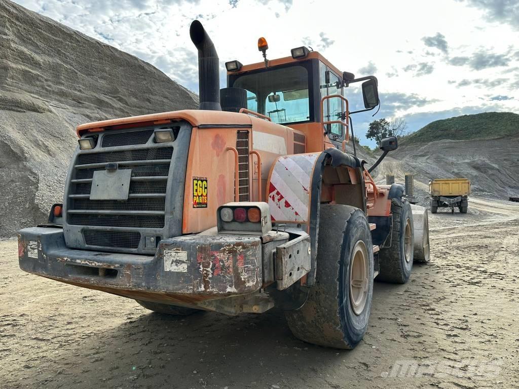 Doosan DL 300 Фронтальные погрузчики