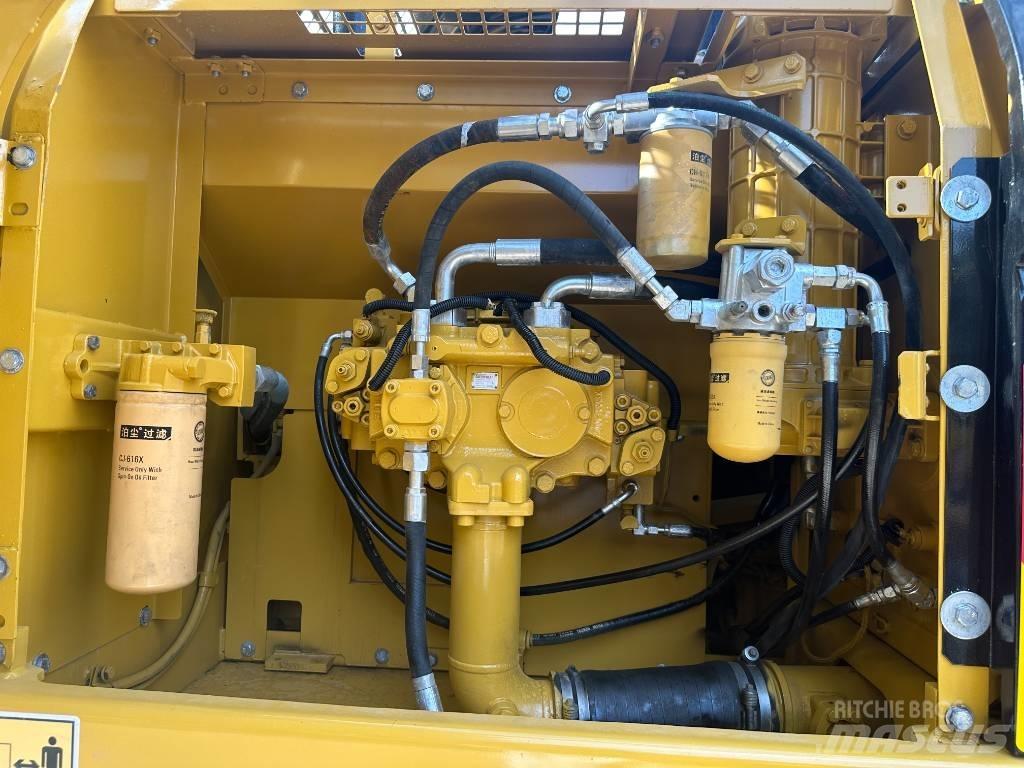 CAT CAT330 Малые экскаваторы 7т-12т