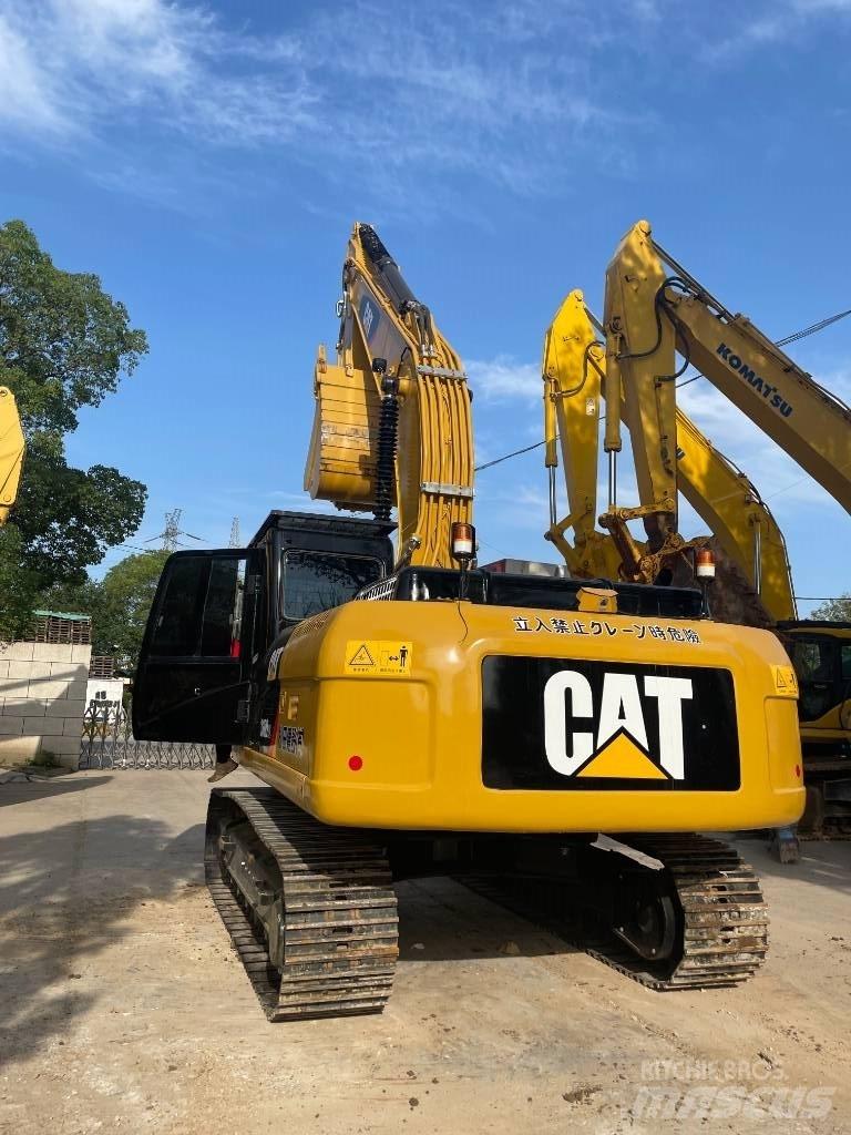 CAT CAT330 Малые экскаваторы 7т-12т