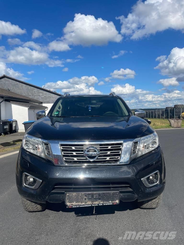 Nissan Navara Бортовые фургоны