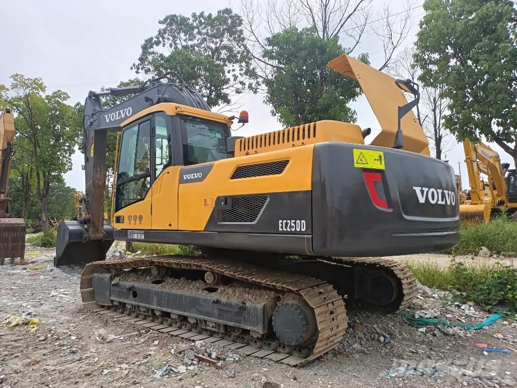Volvo ec250 Гусеничные экскаваторы