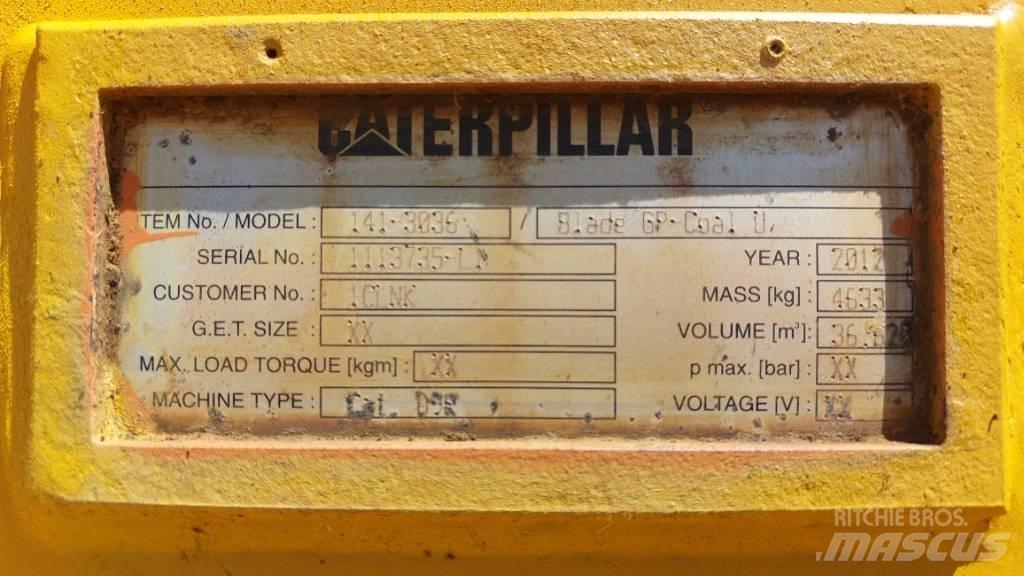 CAT D9T Гусеничные бульдозеры