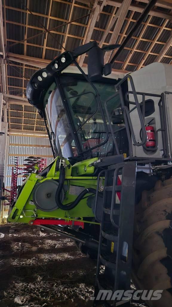 CLAAS Lexion 6700 Зерноуборочные комбайны