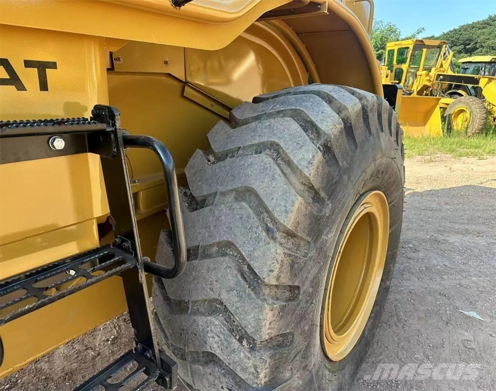 CAT 966H Фронтальные погрузчики