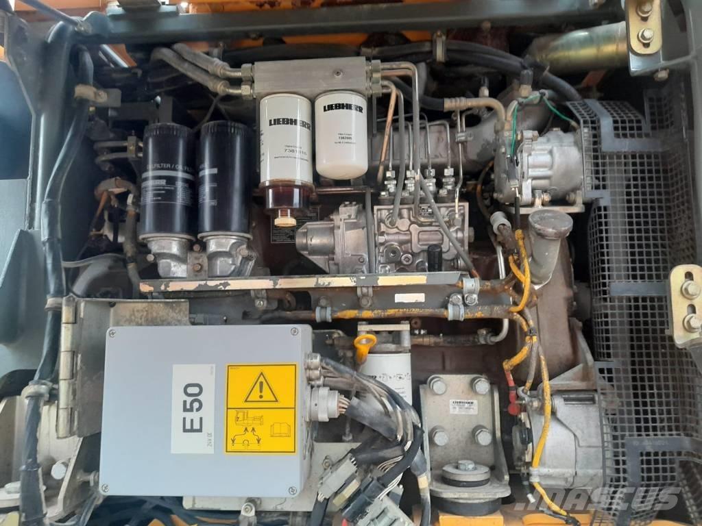 Liebherr R 924 Гусеничные экскаваторы