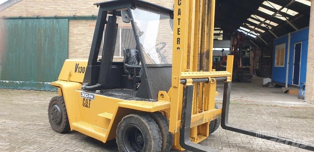CAT 12000 KG Дизельные погрузчики