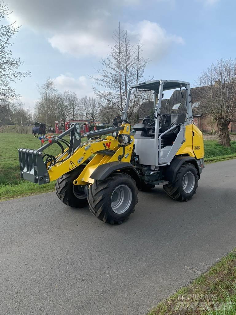Wacker Neuson WL28 Фронтальные погрузчики