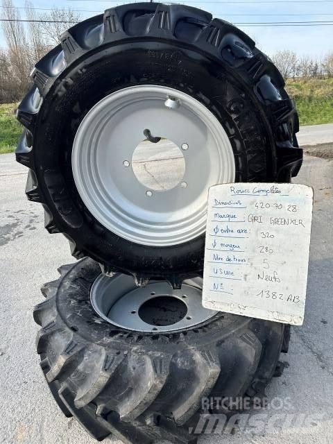  GREENEX 320/70R28 Шины и колёса