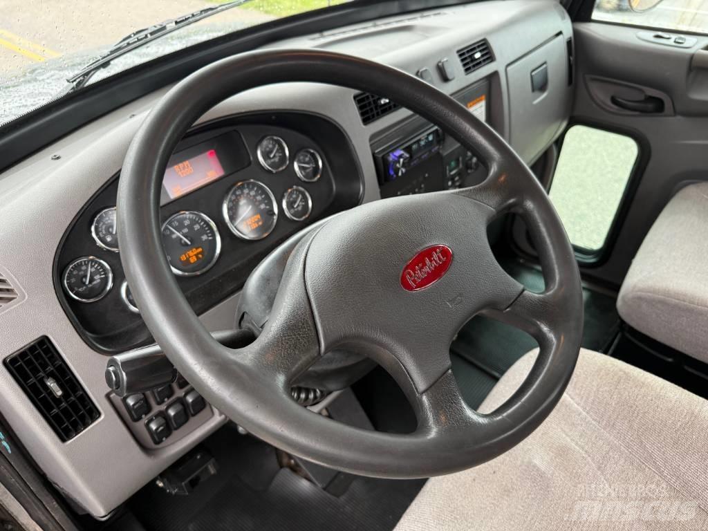 Peterbilt 348 Грузовые эвакуаторы