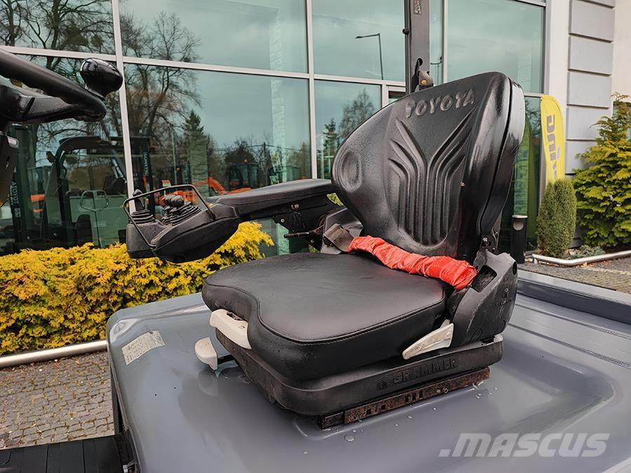 Toyota 8FBMT25 Электропогрузчики