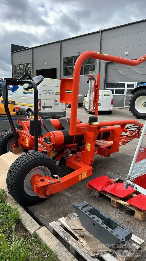 Kubota WR 1400M Упаковщики рулонов