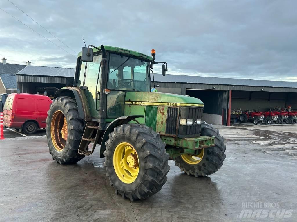 John Deere 6600 Трактора