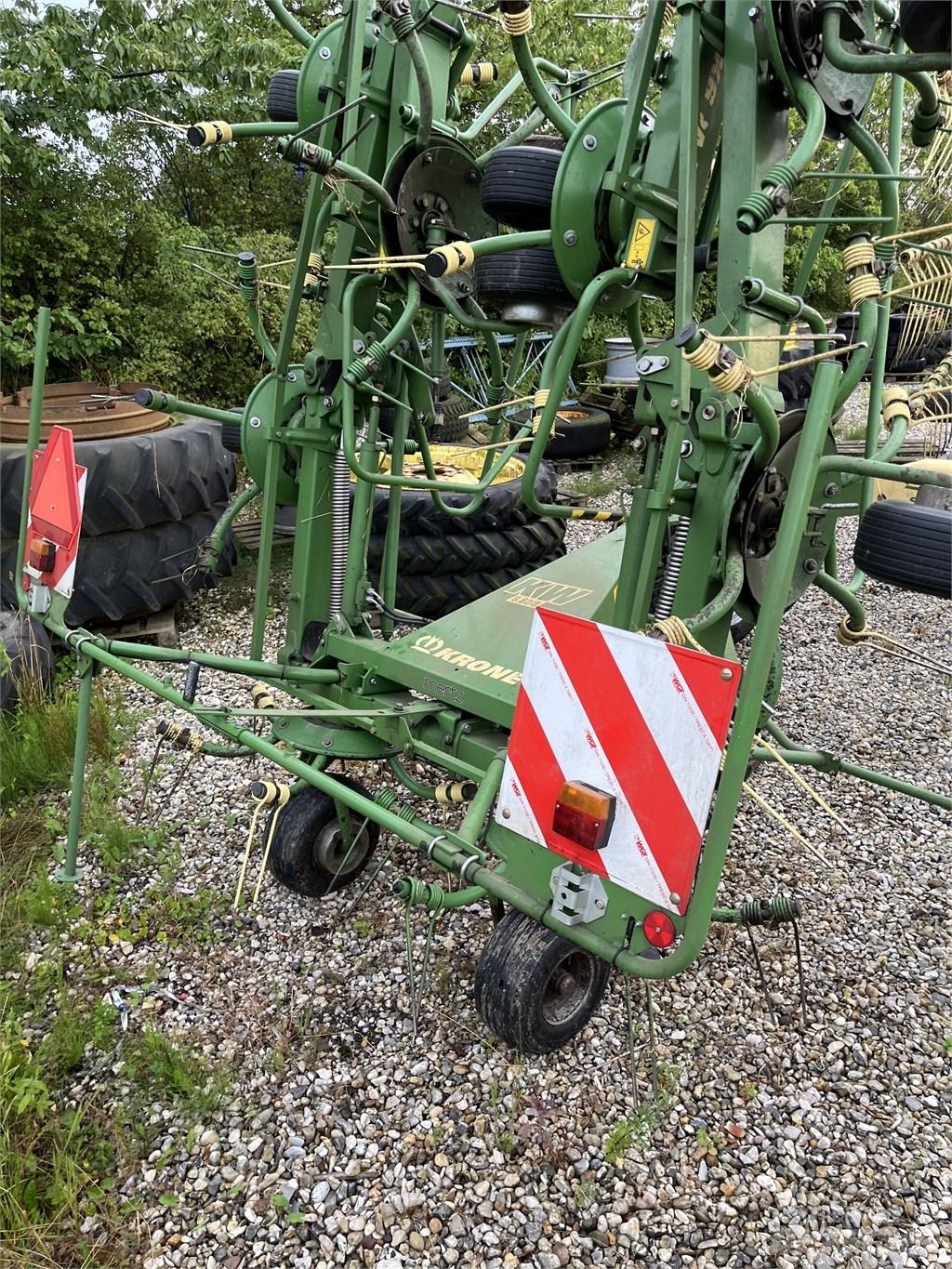 Krone KW 8.82/8 Грабли-ворошилки