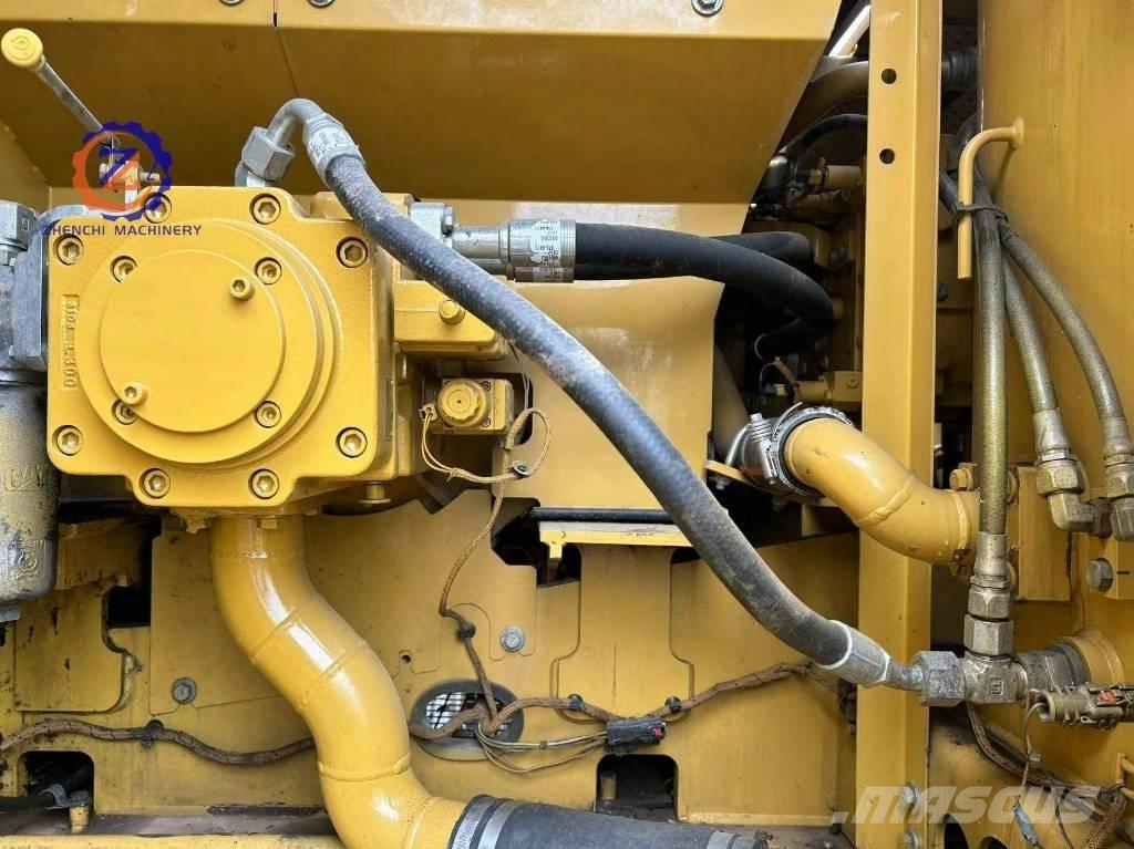 CAT 320 GC Гусеничные экскаваторы