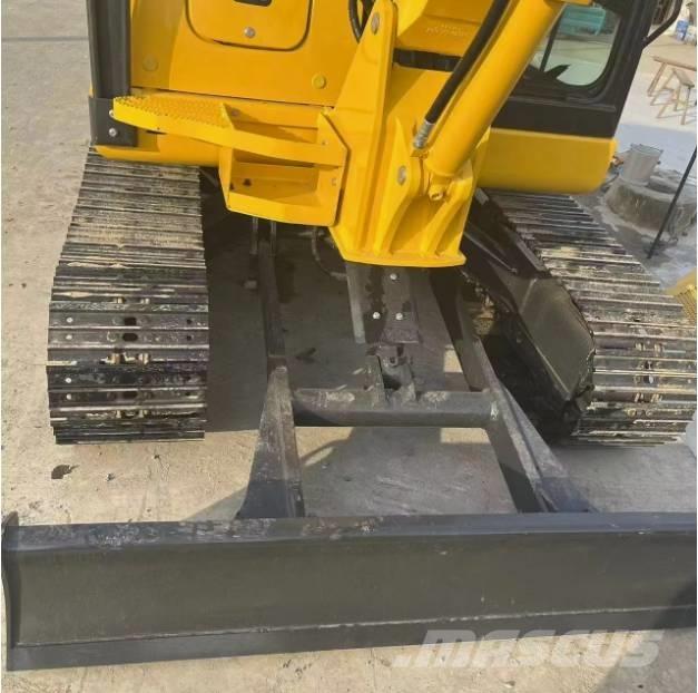 Komatsu PC56-7 Мини-экскаваторы