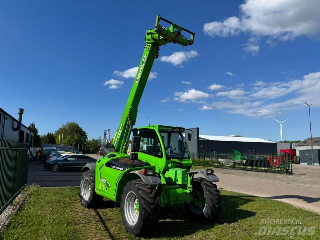 Merlo TF42.7CS Сельскохозяйственные телескопические погрузчики
