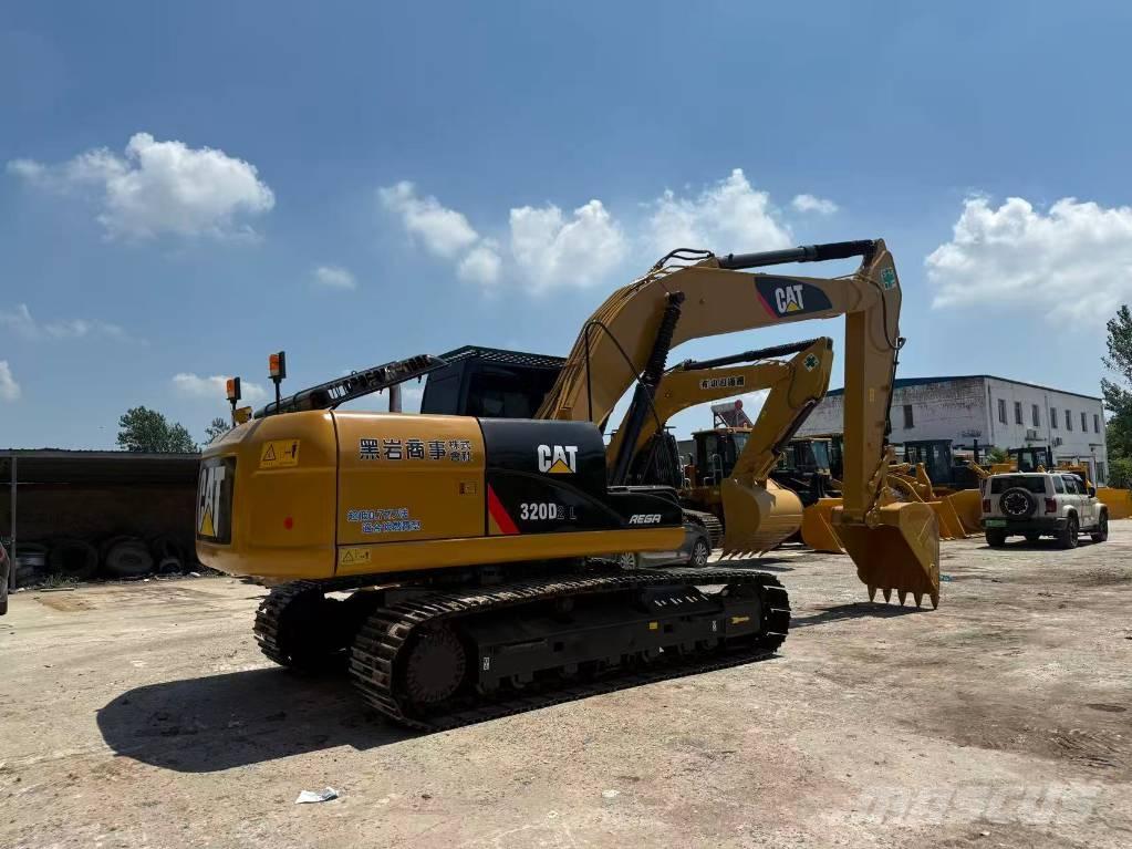 CAT 320 D Гусеничные экскаваторы