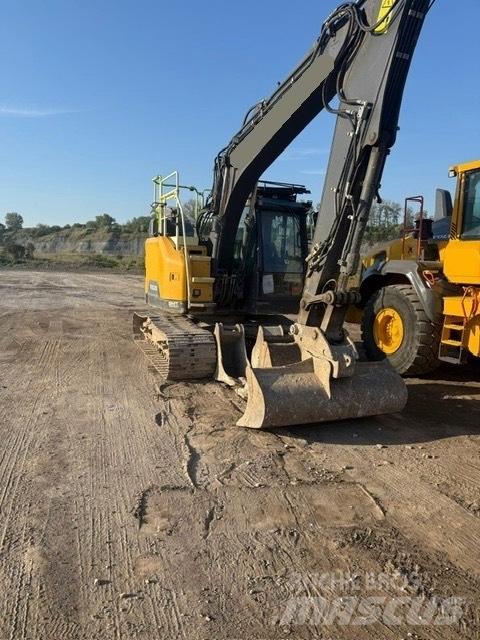 Volvo ECR145EL Гусеничные экскаваторы