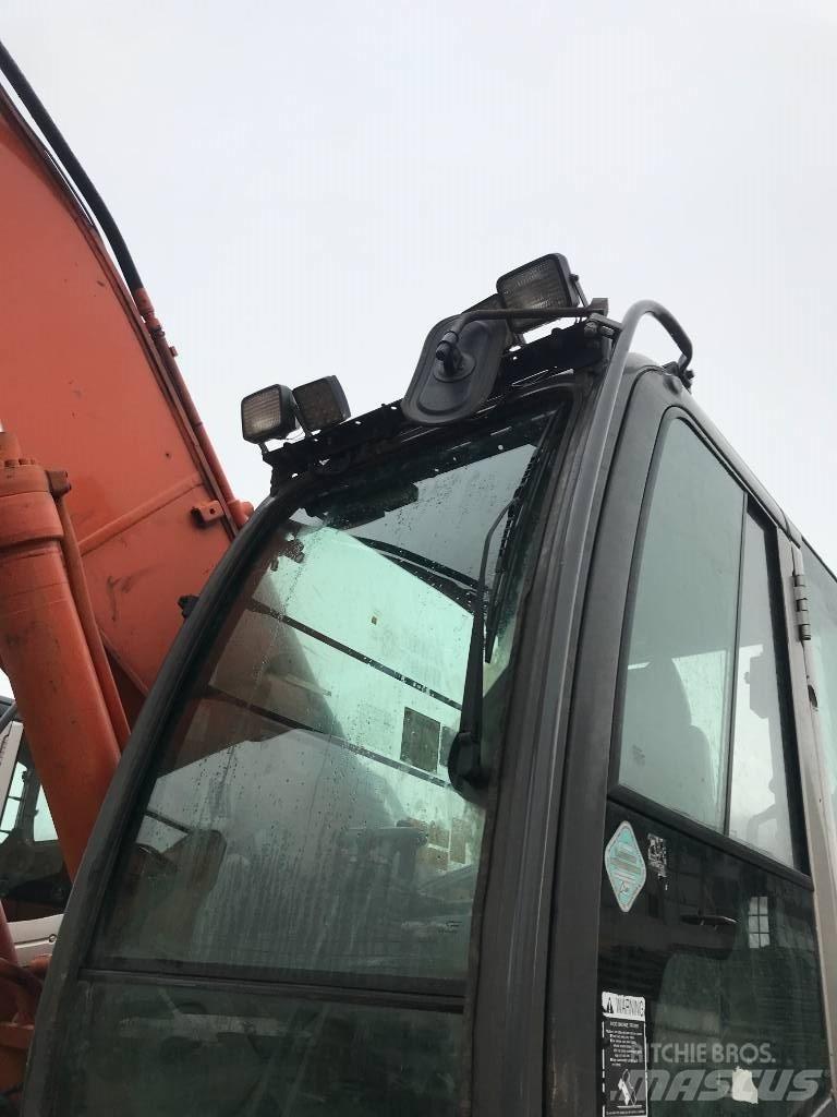 Hitachi ZX 280 Гусеничные экскаваторы