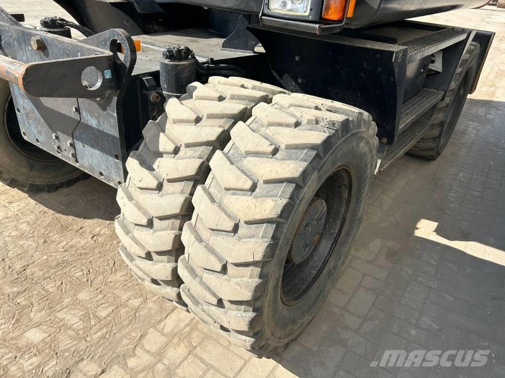 Hitachi ZX 140 W-5B Колёсные экскаваторы