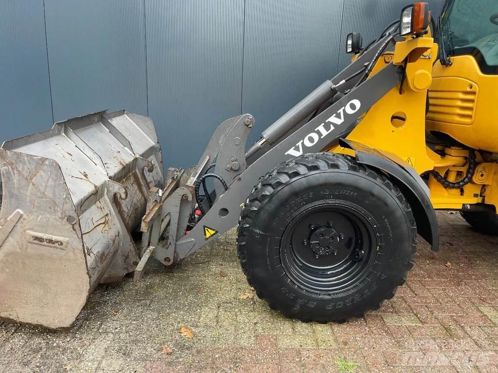 Volvo L25f Фронтальные погрузчики