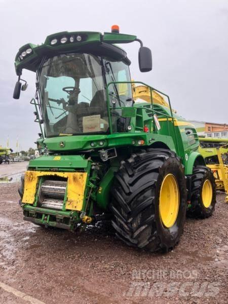John Deere 8400 Самоходные кормоуборочные комбайны
