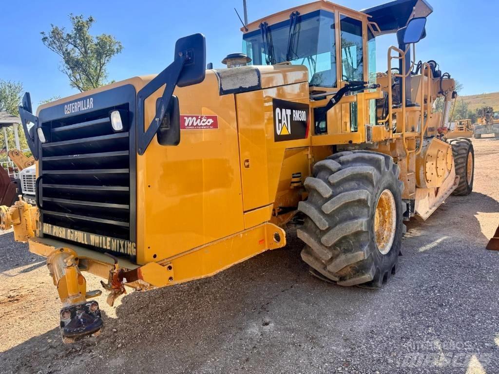 CAT RM 300 Ресайклеры