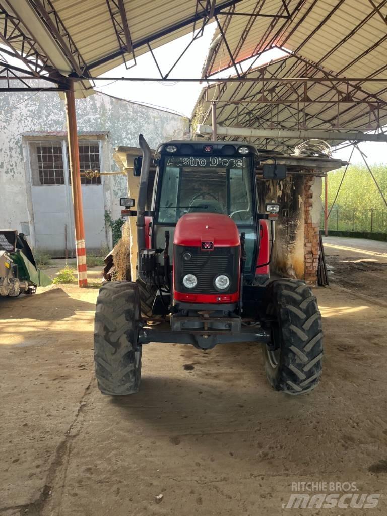 Massey Ferguson 5435 Трактора